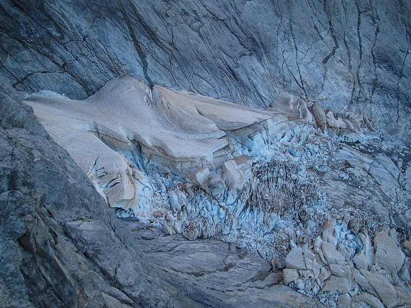20092026-P9205035