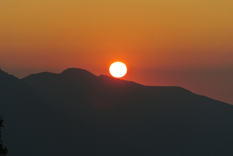 D68779B7-52AB-4C69-8646-43F973AC0CC0