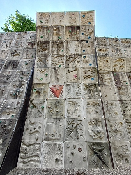 Mur (2)